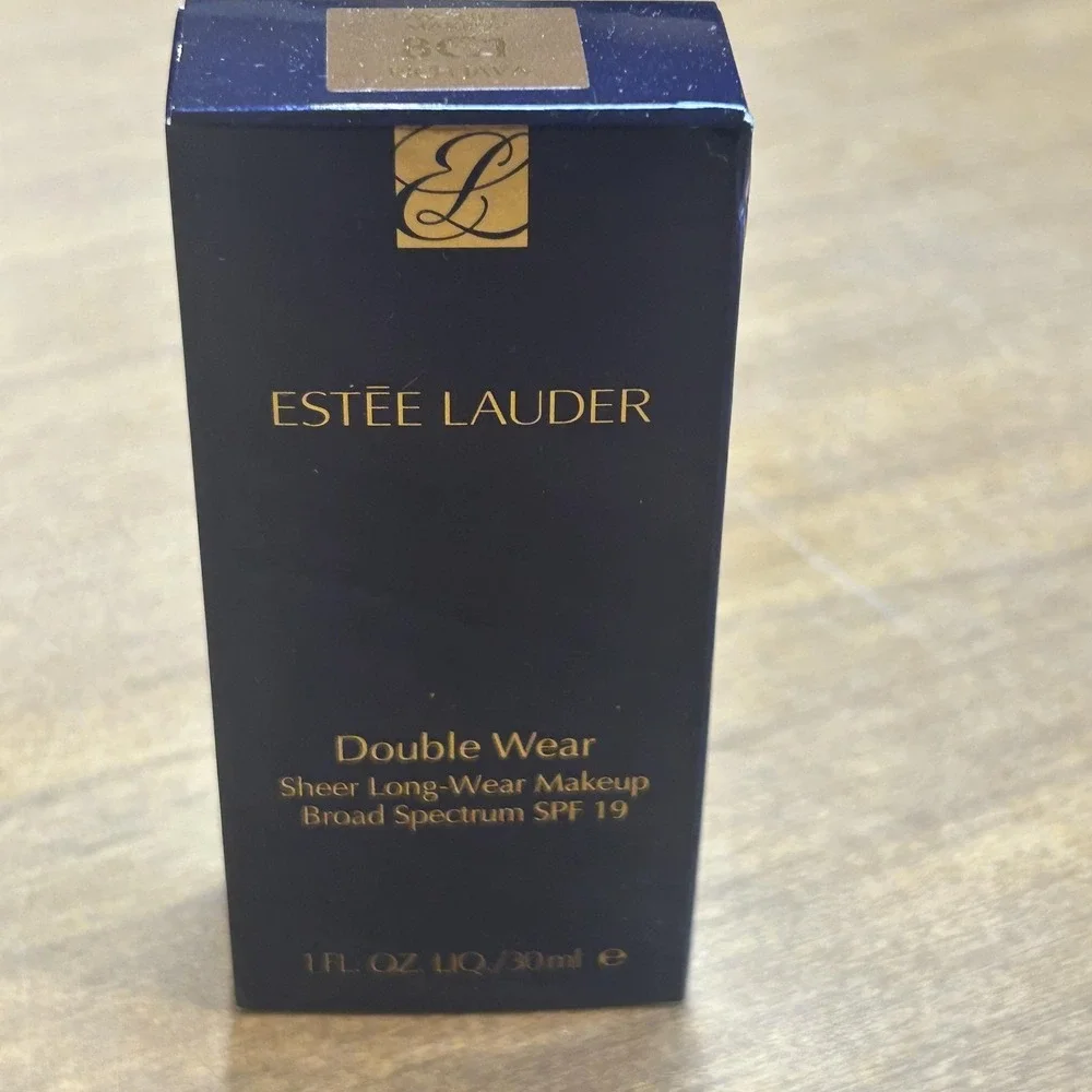 Estee Lauder Double Wear Sheer Makeup Foundation 8C1 Rich Java 1oz 30ml‎ SPF 19